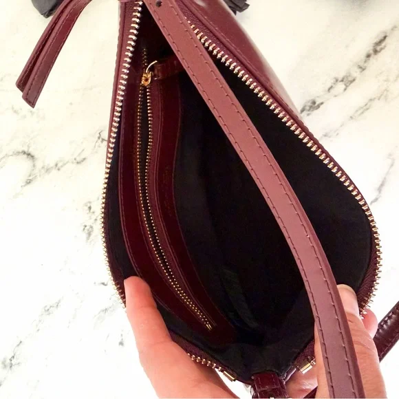 & Other Stories Sleek Leather Shoulder Bag in Burgundy Oxblood - Picture 11 of 14